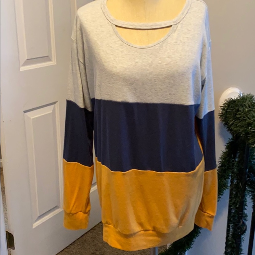 Amazon XL sweatshirt